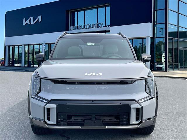 new 2026 Kia EV9 car, priced at $72,640
