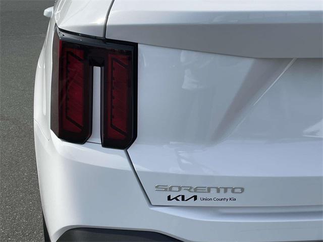new 2025 Kia Sorento car, priced at $35,992