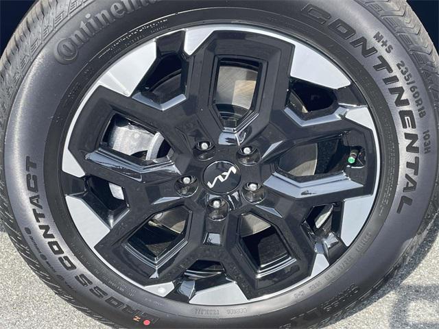 new 2025 Kia Sorento car, priced at $35,992