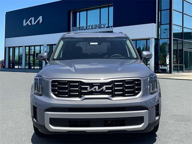 new 2025 Kia Telluride car, priced at $40,130
