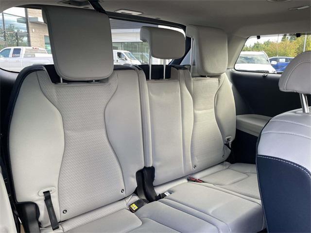 new 2026 Kia Carnival Hybrid car, priced at $52,903