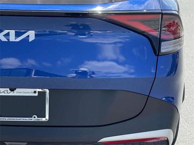 new 2025 Kia Sportage car, priced at $29,184
