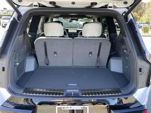 new 2026 Kia EV9 car, priced at $63,930