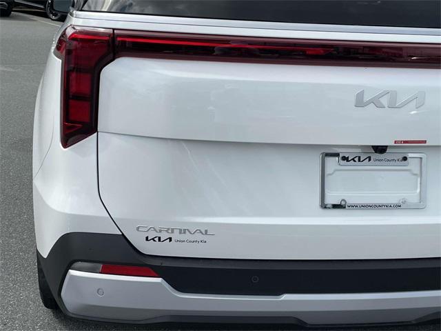 new 2025 Kia Carnival car, priced at $42,603