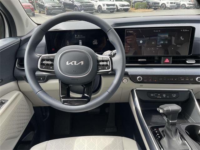 new 2025 Kia Carnival car, priced at $42,603