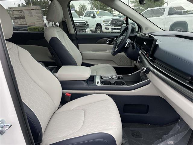 new 2026 Kia Carnival Hybrid car, priced at $50,029