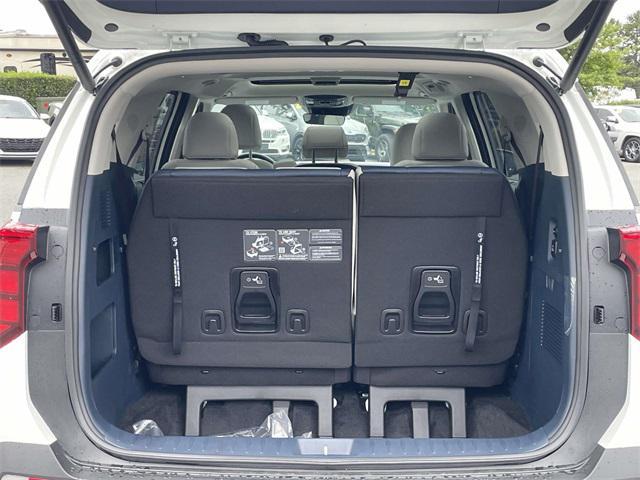 new 2026 Kia Carnival Hybrid car, priced at $50,029