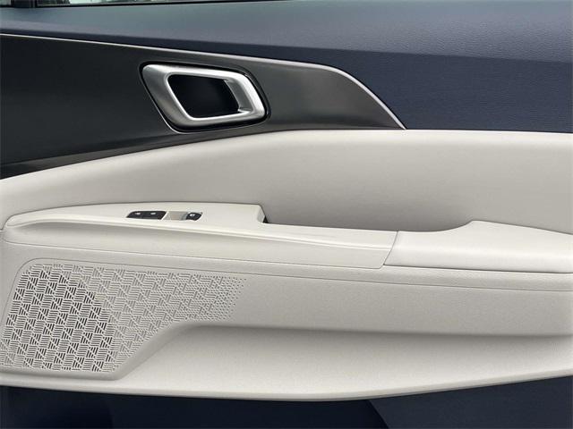 new 2026 Kia Carnival Hybrid car, priced at $50,029