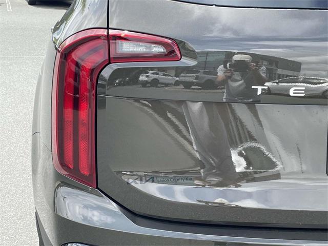 new 2025 Kia Telluride car, priced at $40,280