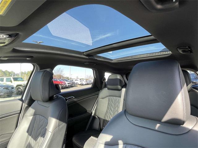 new 2025 Kia Sportage car, priced at $33,232