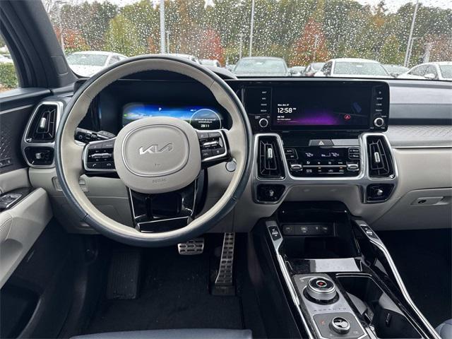 used 2023 Kia Sorento Hybrid car, priced at $33,698