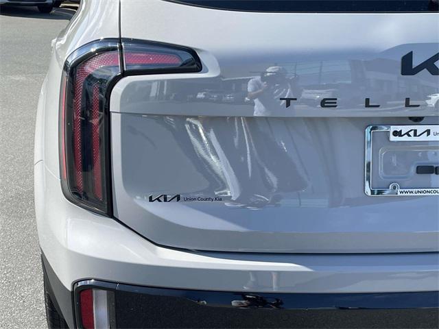 new 2025 Kia Telluride car, priced at $47,495