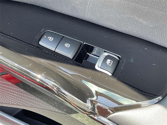new 2025 Kia K5 car, priced at $27,368