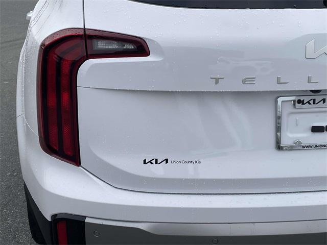new 2025 Kia Telluride car, priced at $40,215