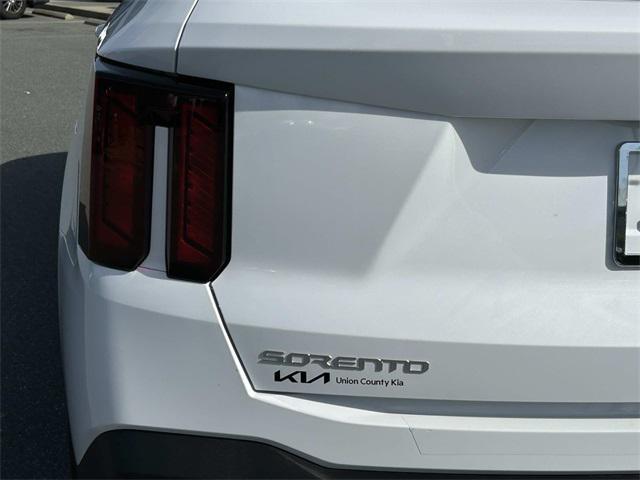 new 2025 Kia Sorento car, priced at $35,992
