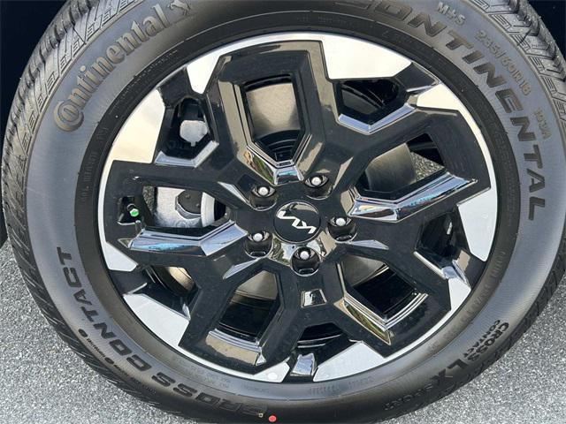 new 2025 Kia Sorento car, priced at $35,992