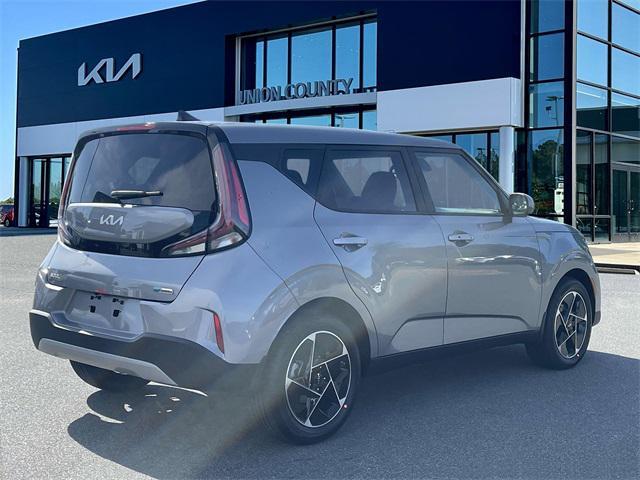 new 2025 Kia Soul car, priced at $25,281