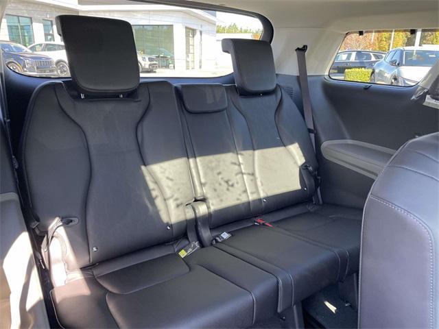 new 2026 Kia Carnival car, priced at $45,334