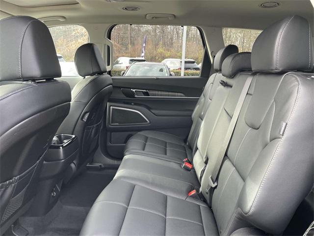 new 2025 Kia Telluride car, priced at $41,529
