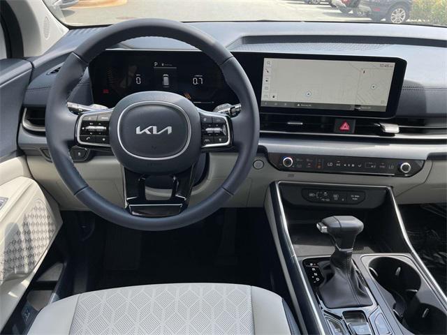 new 2025 Kia Carnival car, priced at $40,695