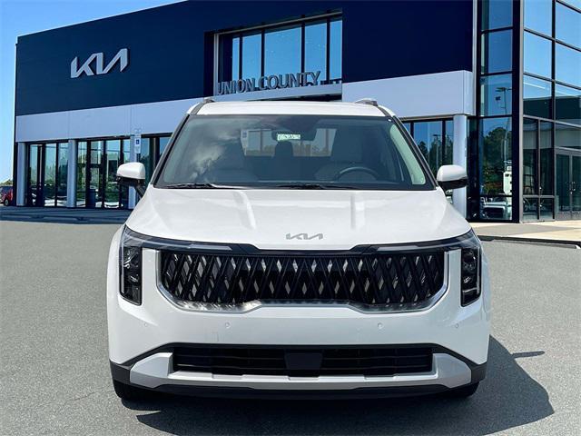 new 2025 Kia Carnival car, priced at $40,695