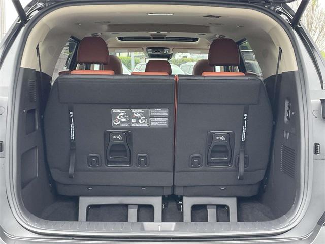 new 2025 Kia Carnival Hybrid car, priced at $53,544