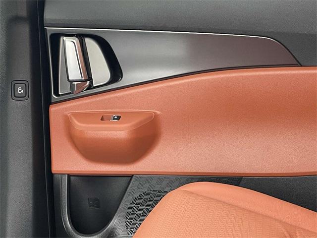 new 2025 Kia Carnival Hybrid car, priced at $53,544