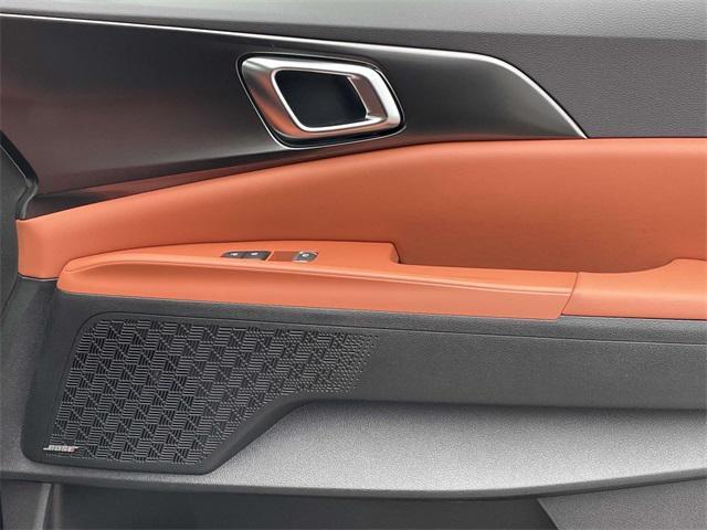 new 2025 Kia Carnival Hybrid car, priced at $53,544