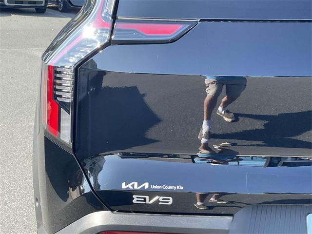 new 2026 Kia EV9 car, priced at $61,815