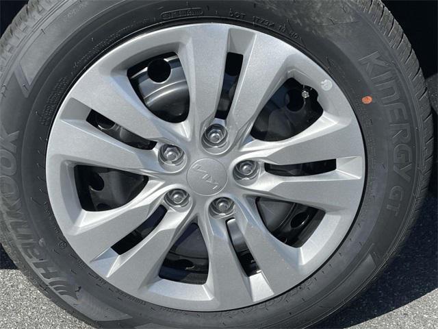 new 2025 Kia Soul car, priced at $20,696