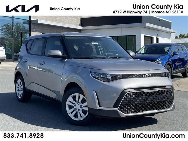 new 2025 Kia Soul car, priced at $20,696