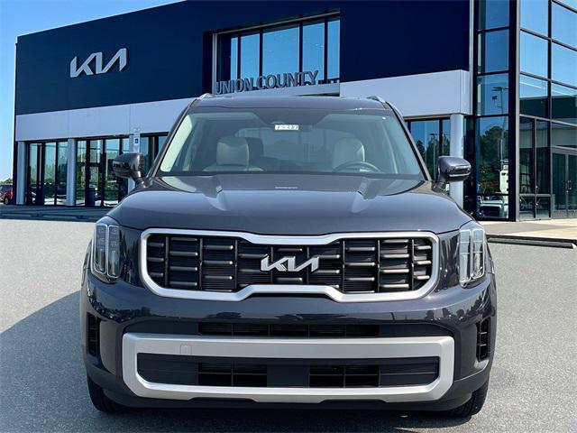 new 2025 Kia Telluride car, priced at $40,130