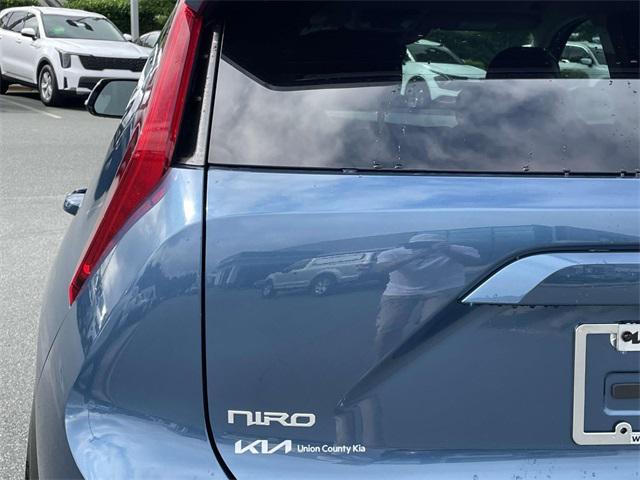 new 2025 Kia Niro EV car, priced at $32,296