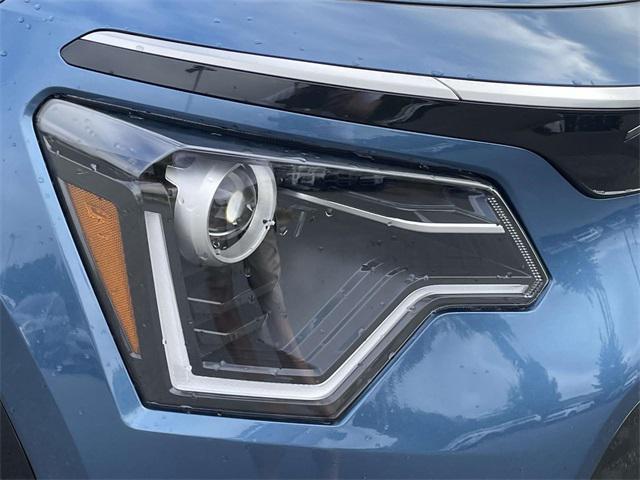 new 2025 Kia Niro EV car, priced at $32,296