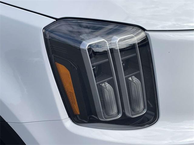 new 2025 Kia Telluride car, priced at $40,595