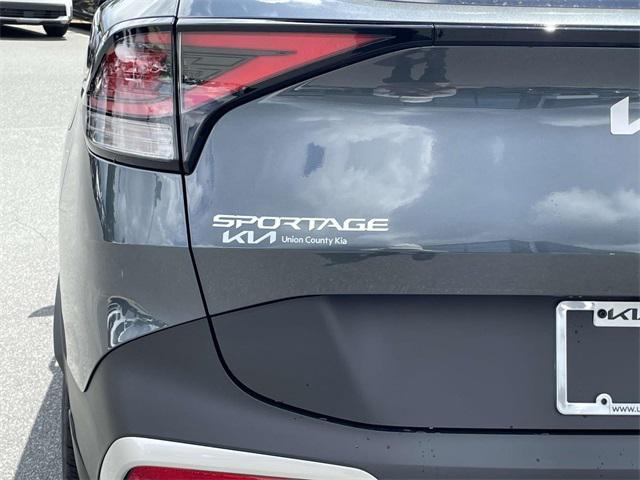 new 2025 Kia Sportage car, priced at $28,805