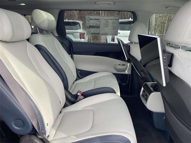 new 2026 Kia Carnival car, priced at $53,867