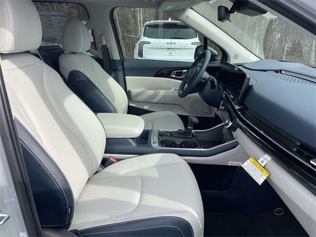 new 2026 Kia Carnival car, priced at $53,867