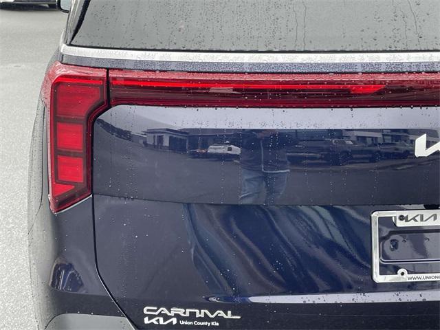 new 2026 Kia Carnival car, priced at $38,876