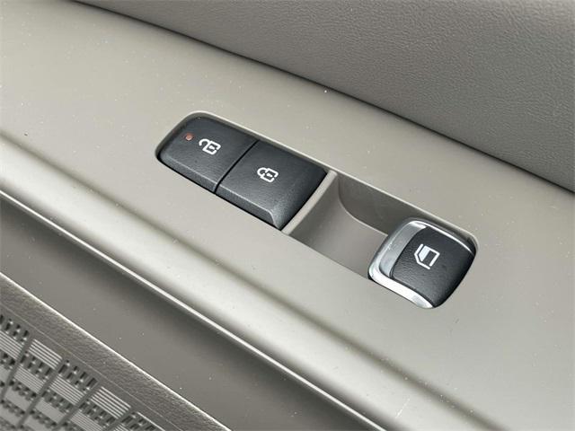 new 2026 Kia Carnival car, priced at $38,876