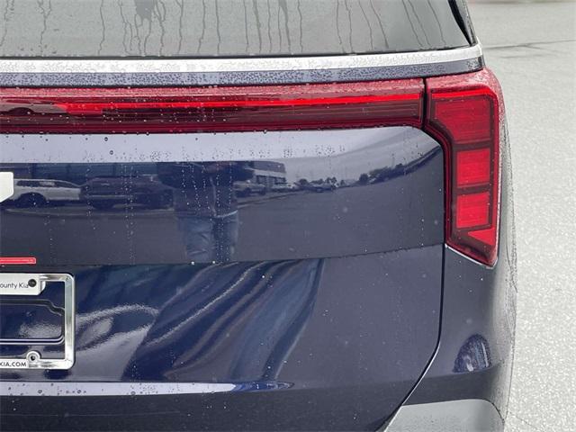 new 2026 Kia Carnival car, priced at $38,876