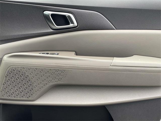 new 2025 Kia Carnival car, priced at $42,479