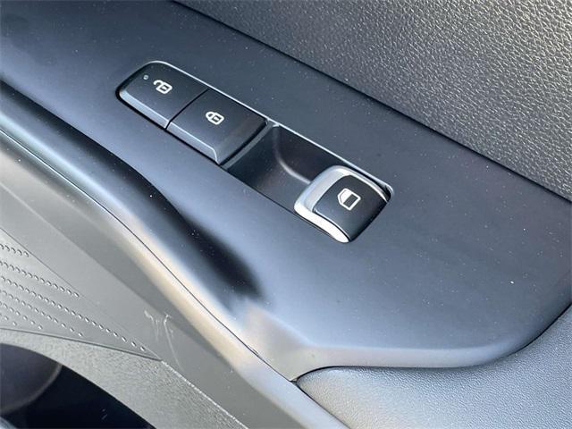 new 2025 Kia K5 car, priced at $27,222