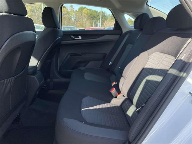 new 2025 Kia K5 car, priced at $27,222