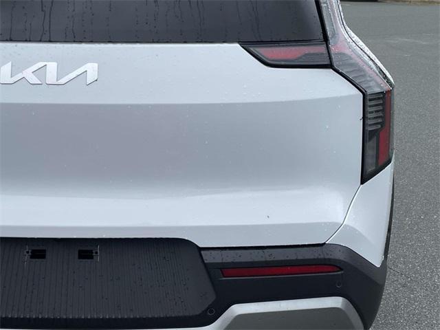 new 2026 Kia EV9 car, priced at $51,565