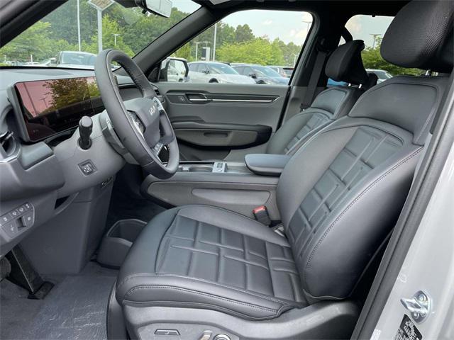 new 2026 Kia EV9 car, priced at $65,620