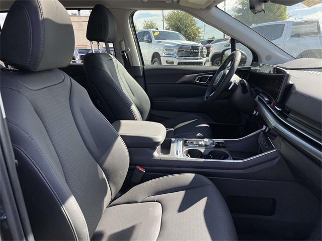 new 2026 Kia Carnival Hybrid car, priced at $52,968