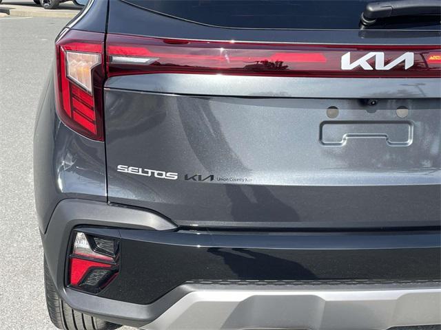 new 2025 Kia Seltos car, priced at $27,220