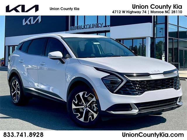new 2025 Kia Sportage car, priced at $29,305