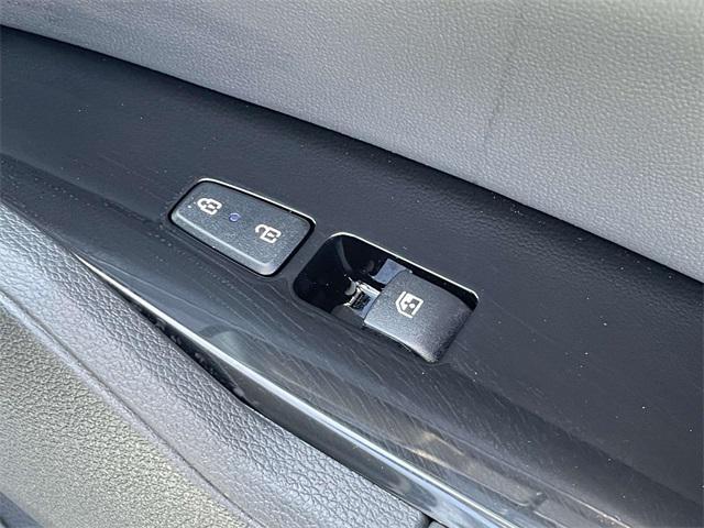 new 2025 Kia Sportage car, priced at $29,555